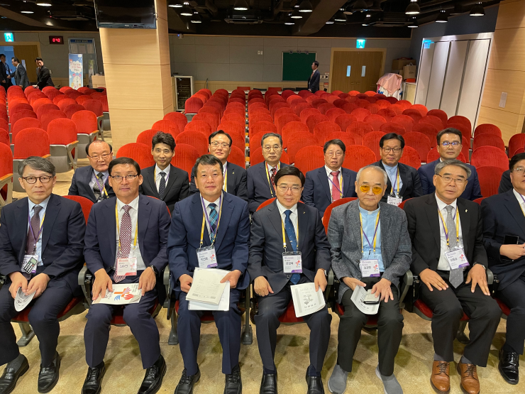 신학교육부 소개